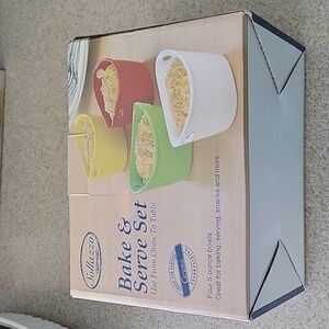 NWT Sollazzo Bake and Serve Set